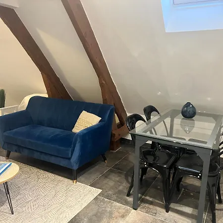 Les Du Colonel Apartment